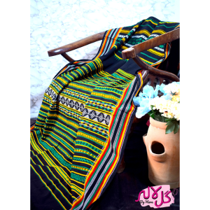 Splash Of Green III - Handloomed Khaadi Shawl Winters call for a renewed fashion sense! Add these fashionable shawls to your wardrobe this winter season. Locally made in Pakistan